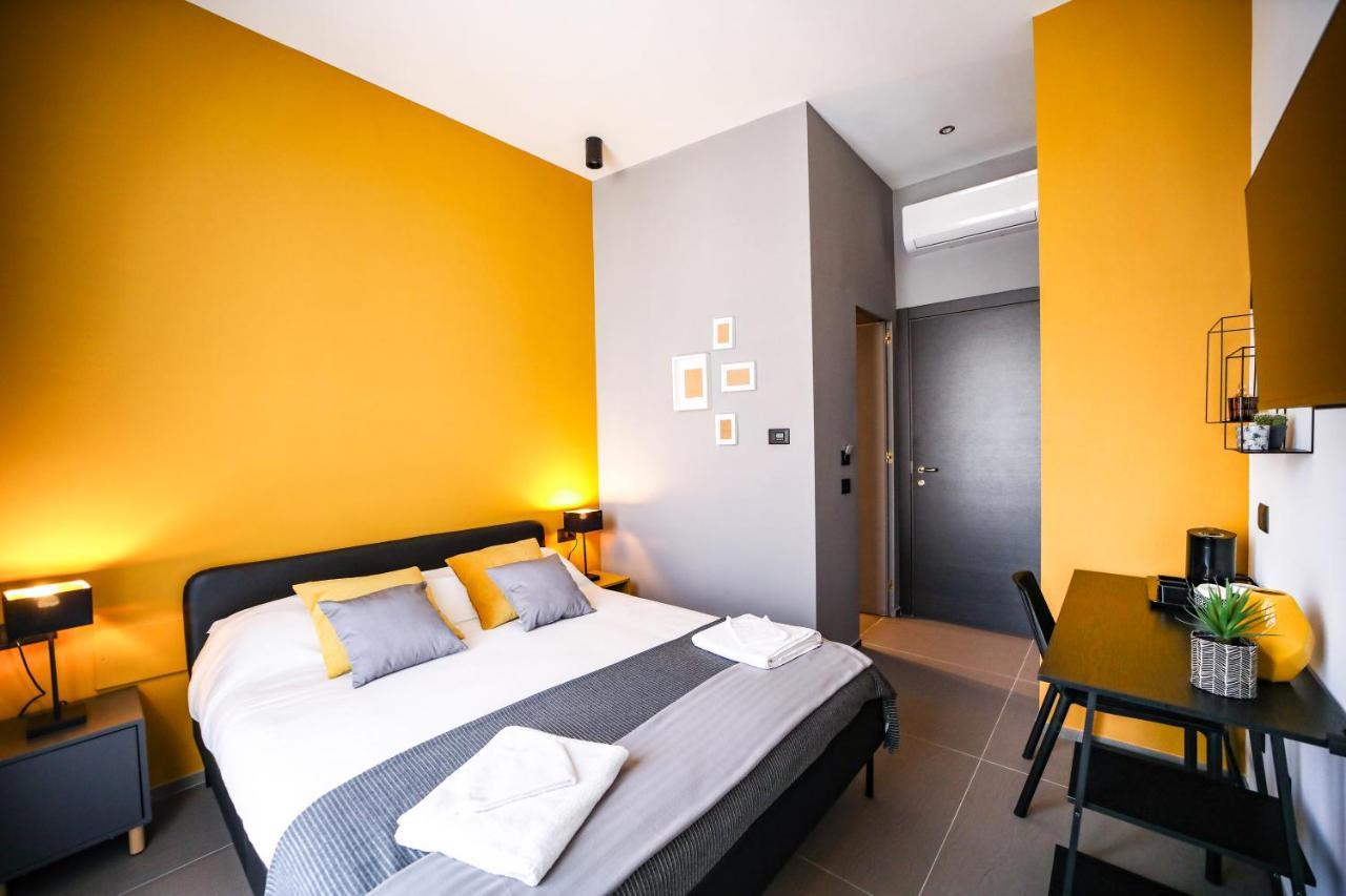 Materdays 24 Bed & Breakfast Napoli Bagian luar foto