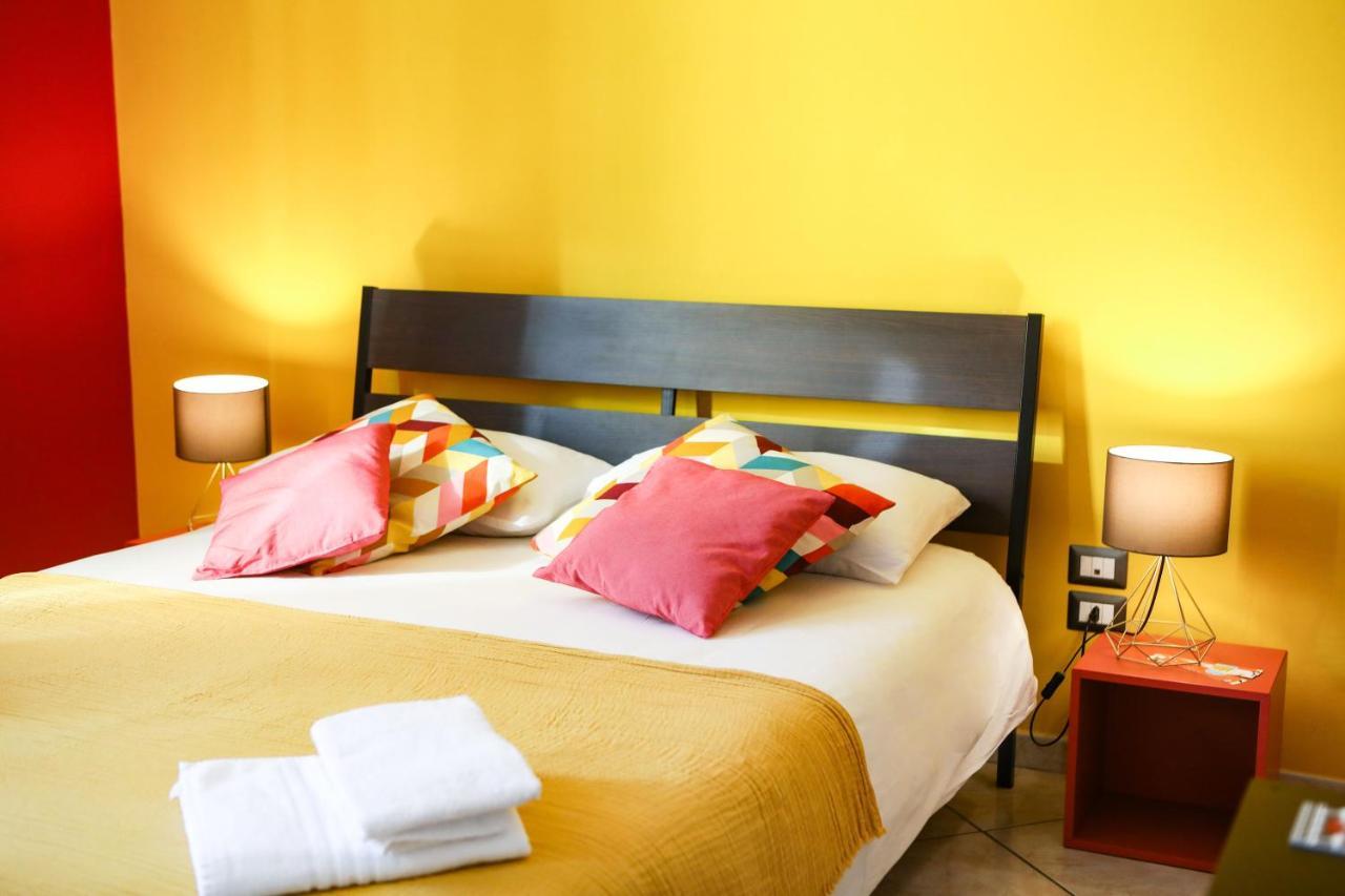 Materdays 24 Bed & Breakfast Napoli Bagian luar foto