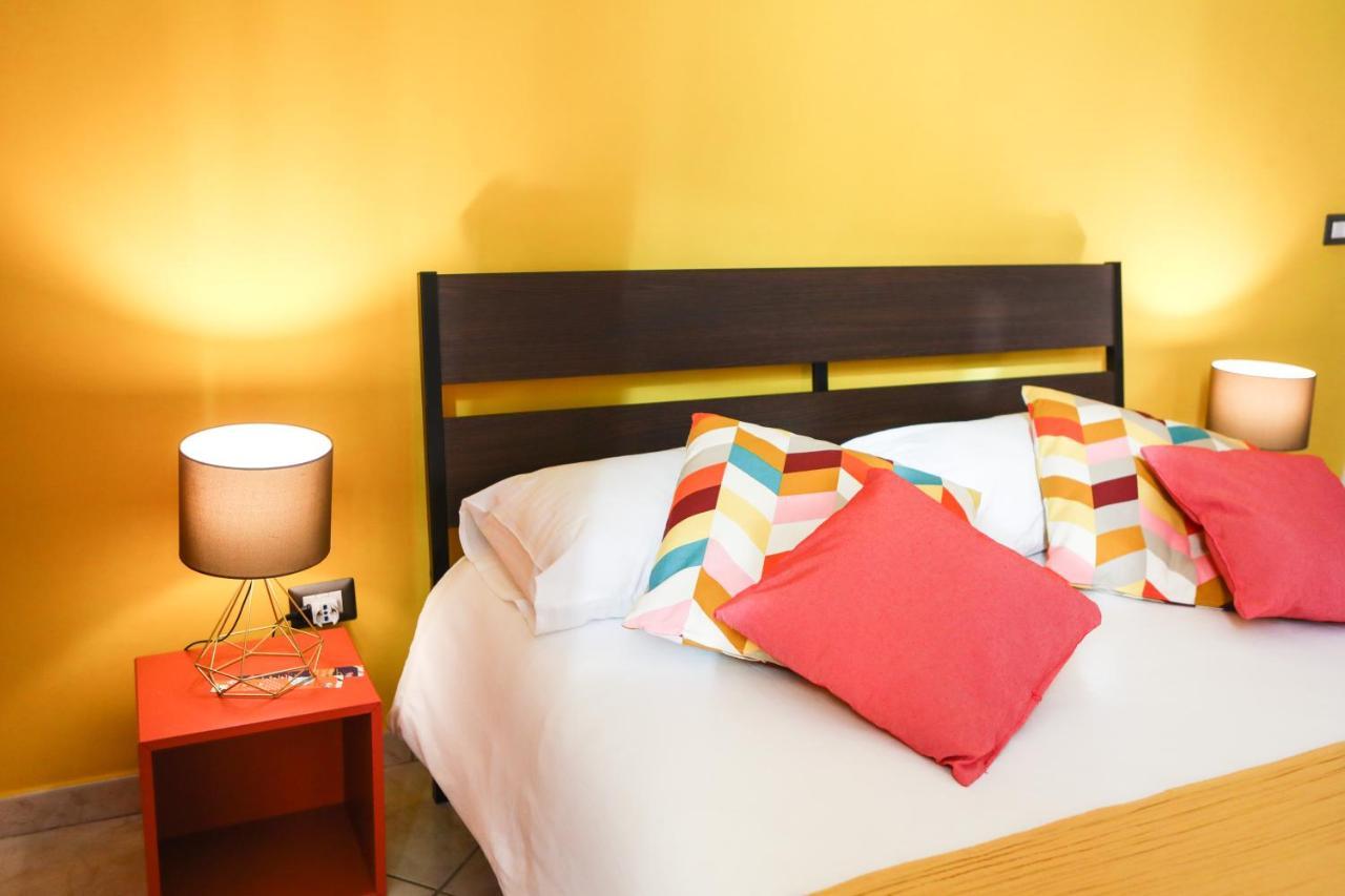 Materdays 24 Bed & Breakfast Napoli Bagian luar foto