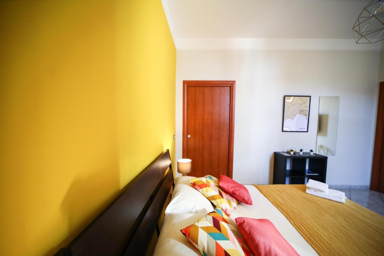 Materdays 24 Bed & Breakfast Napoli Bagian luar foto